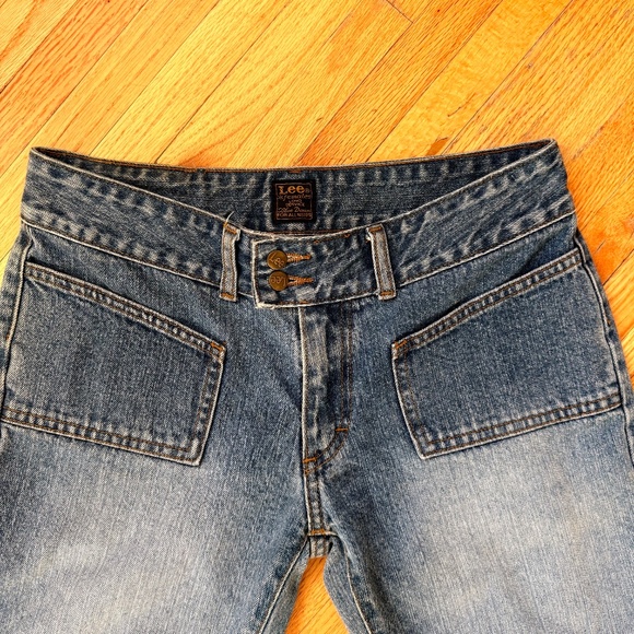 Vintage Y2K Low Waist Lee Flare Jeans - Picture 4 of 9